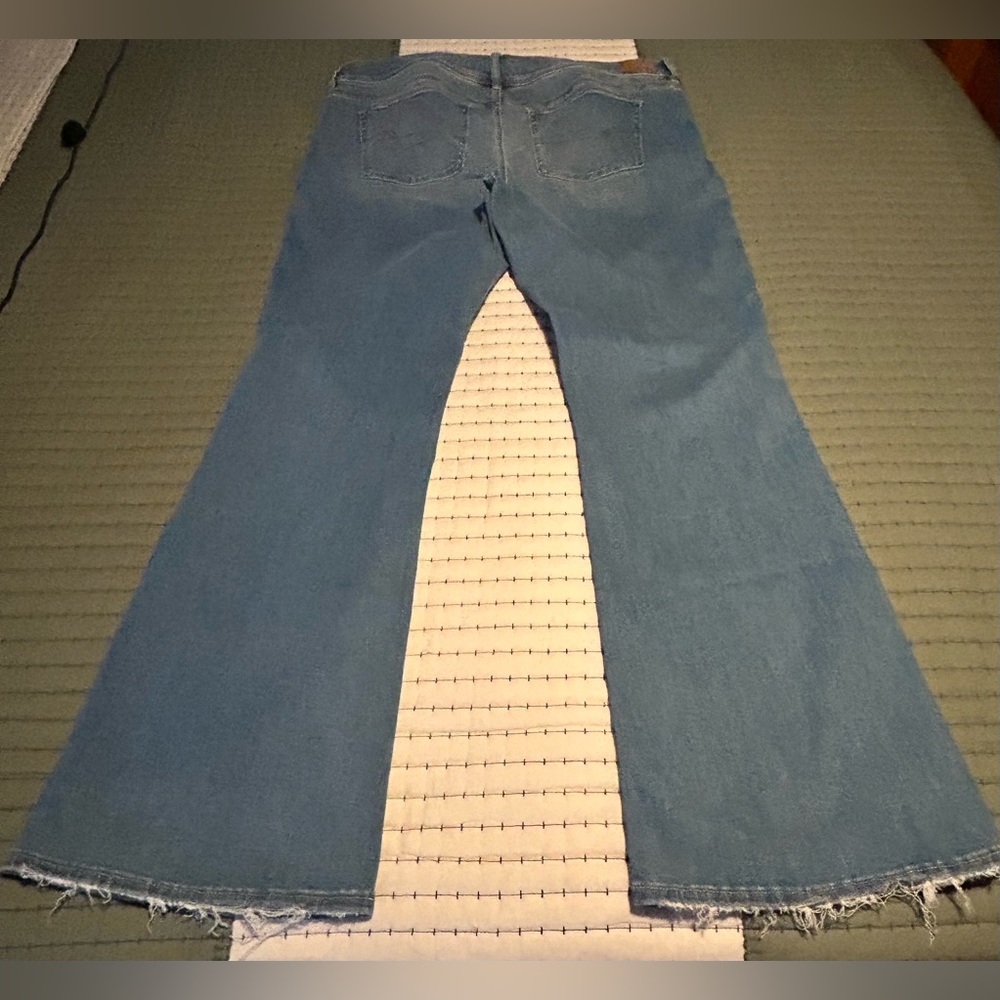 American Eagle boot cut jeans - Picture 9 of 14